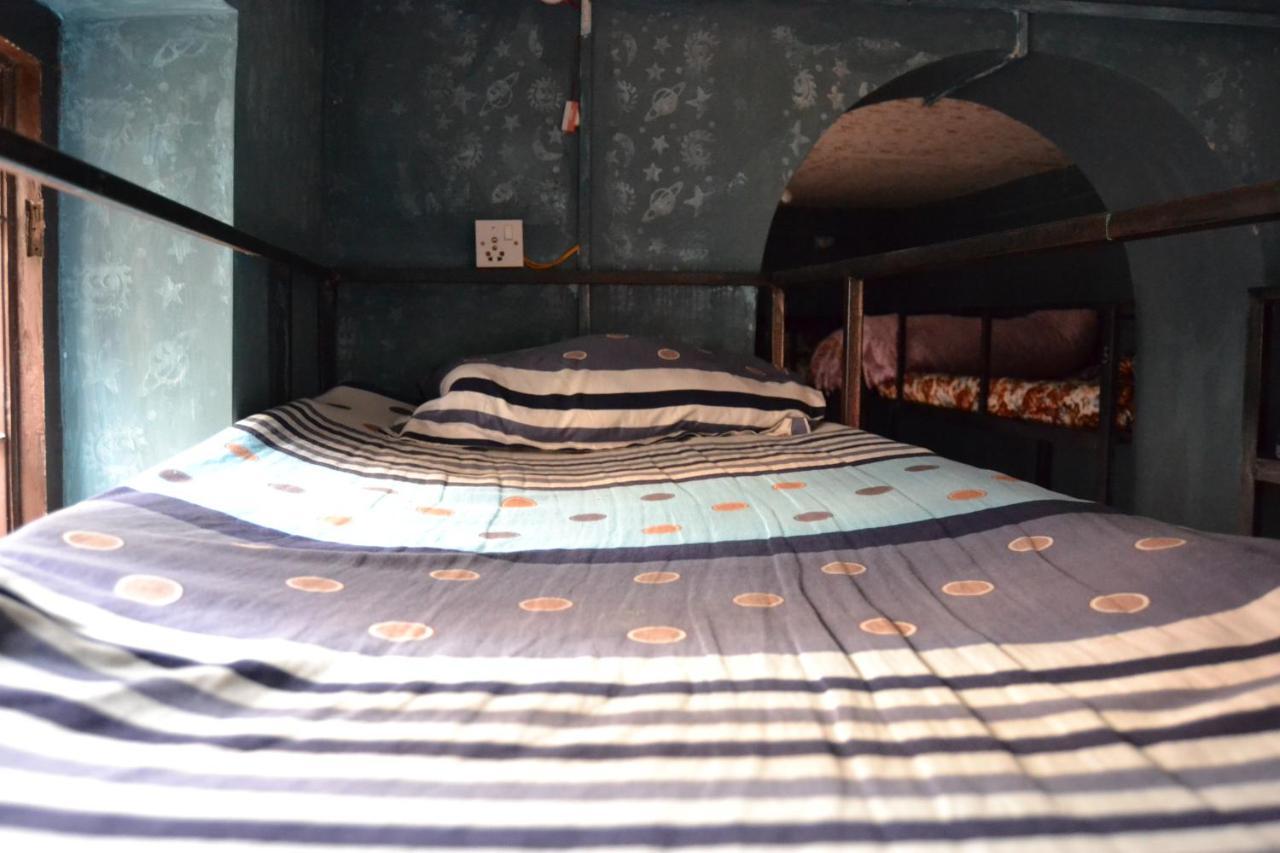 Fireflies Hostel 카트만두 외부 사진