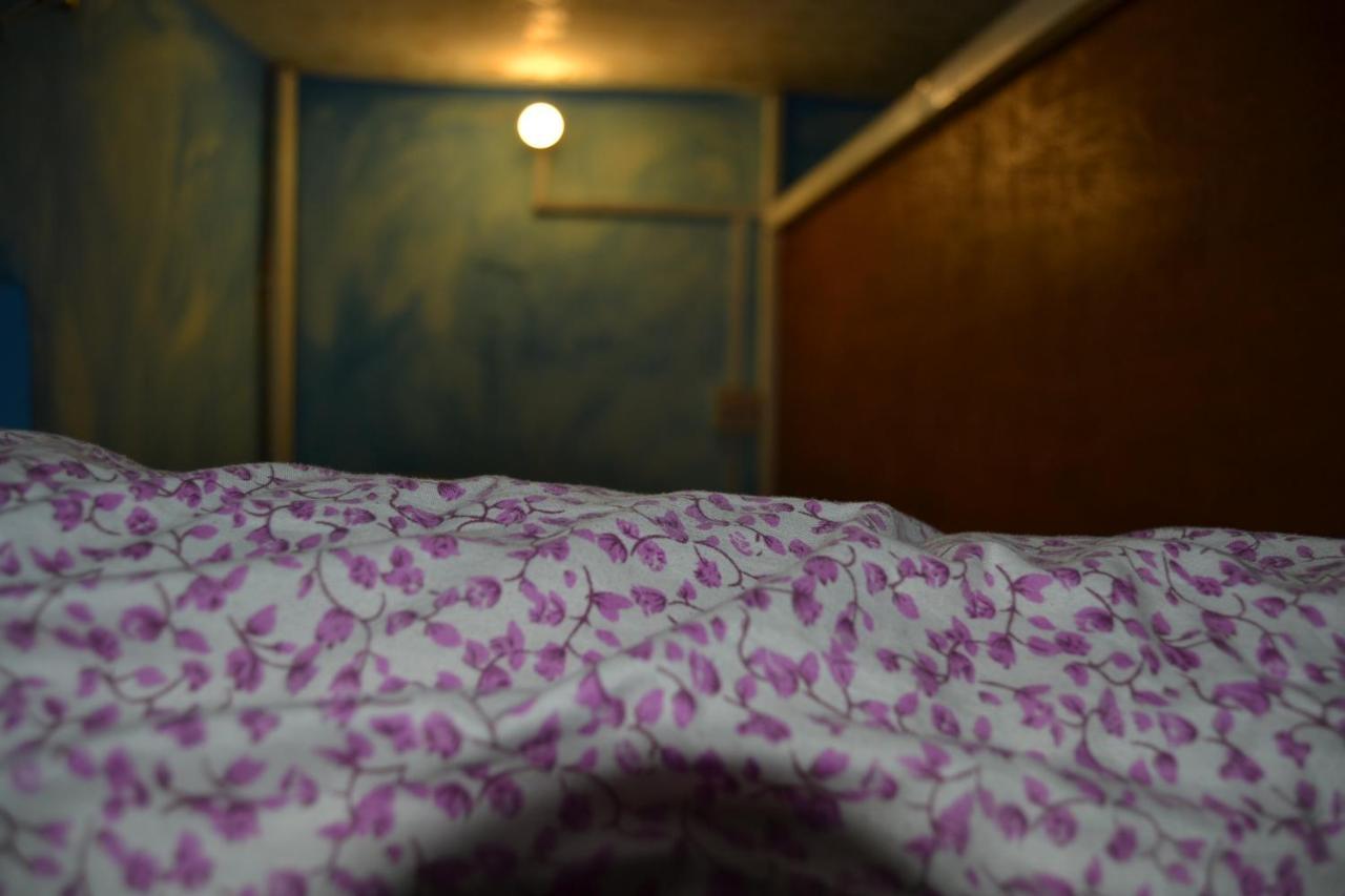Fireflies Hostel 카트만두 외부 사진