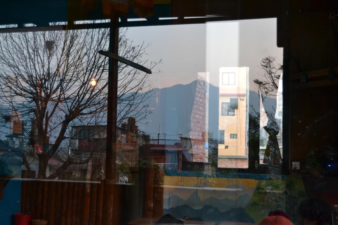 Fireflies Hostel 카트만두 외부 사진
